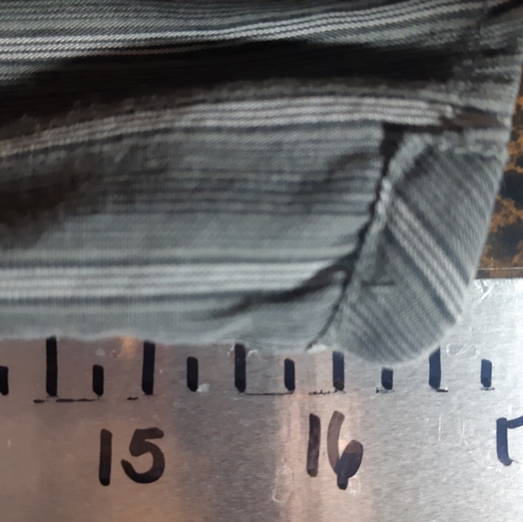 The North Face Men's Button-down Shirt - Picture 8 of 9